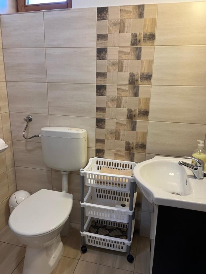 Ibolya Vendeghaz Appartement Kehidakustány Buitenkant foto
