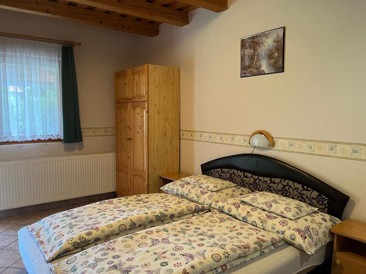 Ibolya Vendeghaz Appartement Kehidakustány Buitenkant foto
